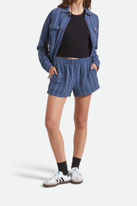 Wandering Short - Berring Sea/White